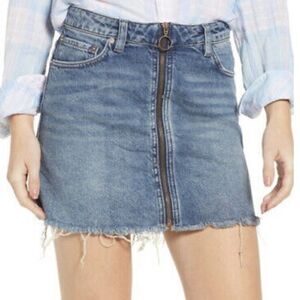 Free People Women’s Zip It Up Raw Hem Distressed Denim Mini Skirt, Size 26